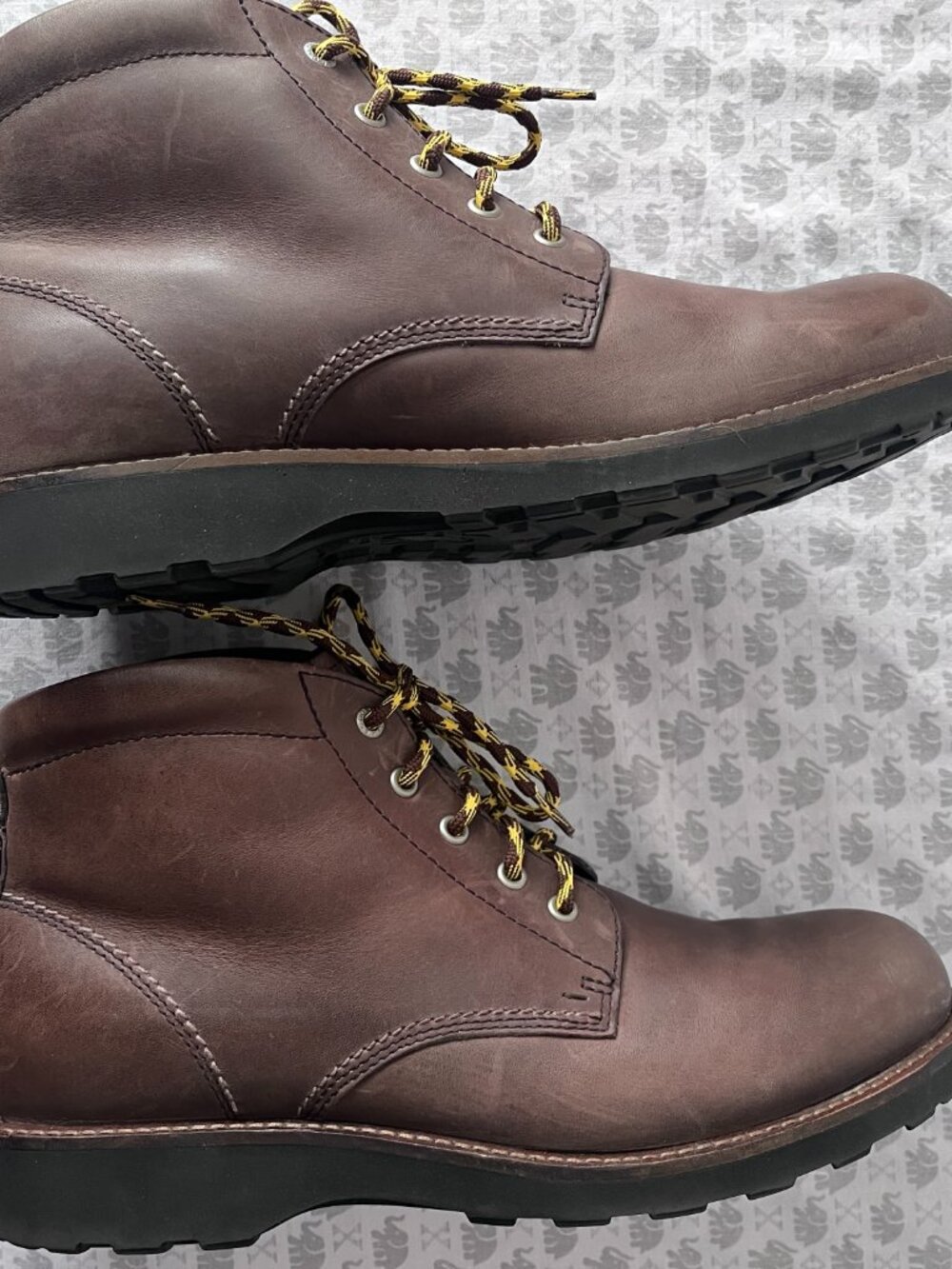 ECCO Men's Brown Leather Lace-Up Boots - Picture 4 of 11